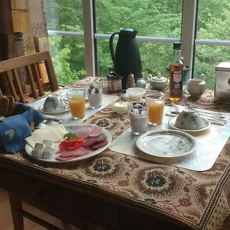 Helved Skovmolle Bed & Breakfast